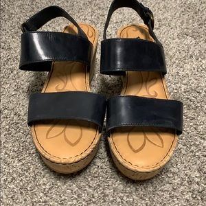 Born sandal wedges